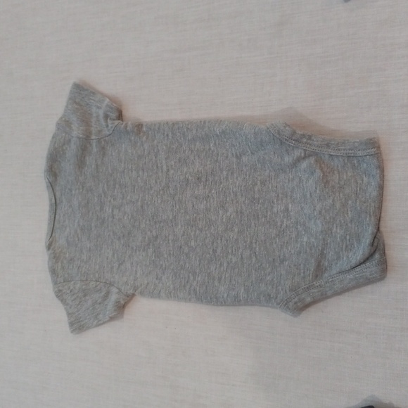 Bundle Infant Bodysuits - Picture 12 of 16